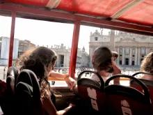 Rome Hop-on/Hop-off Bus Tour Plus SKIP THE LINE Colosseum, Vatican Museums and Sistine Chapel Entry Rome Hop-on/Hop-off Bus Tour Plus SKIP THE LINE Colosseum, Vatican Museums and Sistine Chapel Entry