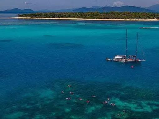Ocean Free Sail to Green Island & Great Barrier Reef