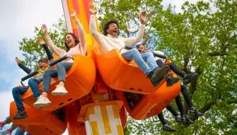 Guests on Fire & Ice Freefall ride at LEGOLAND Windsor