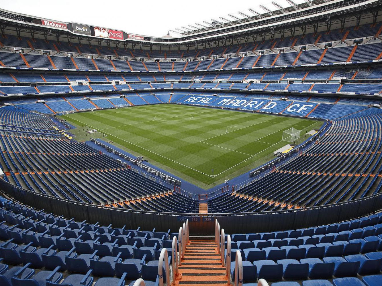 tour no santiago bernabeu