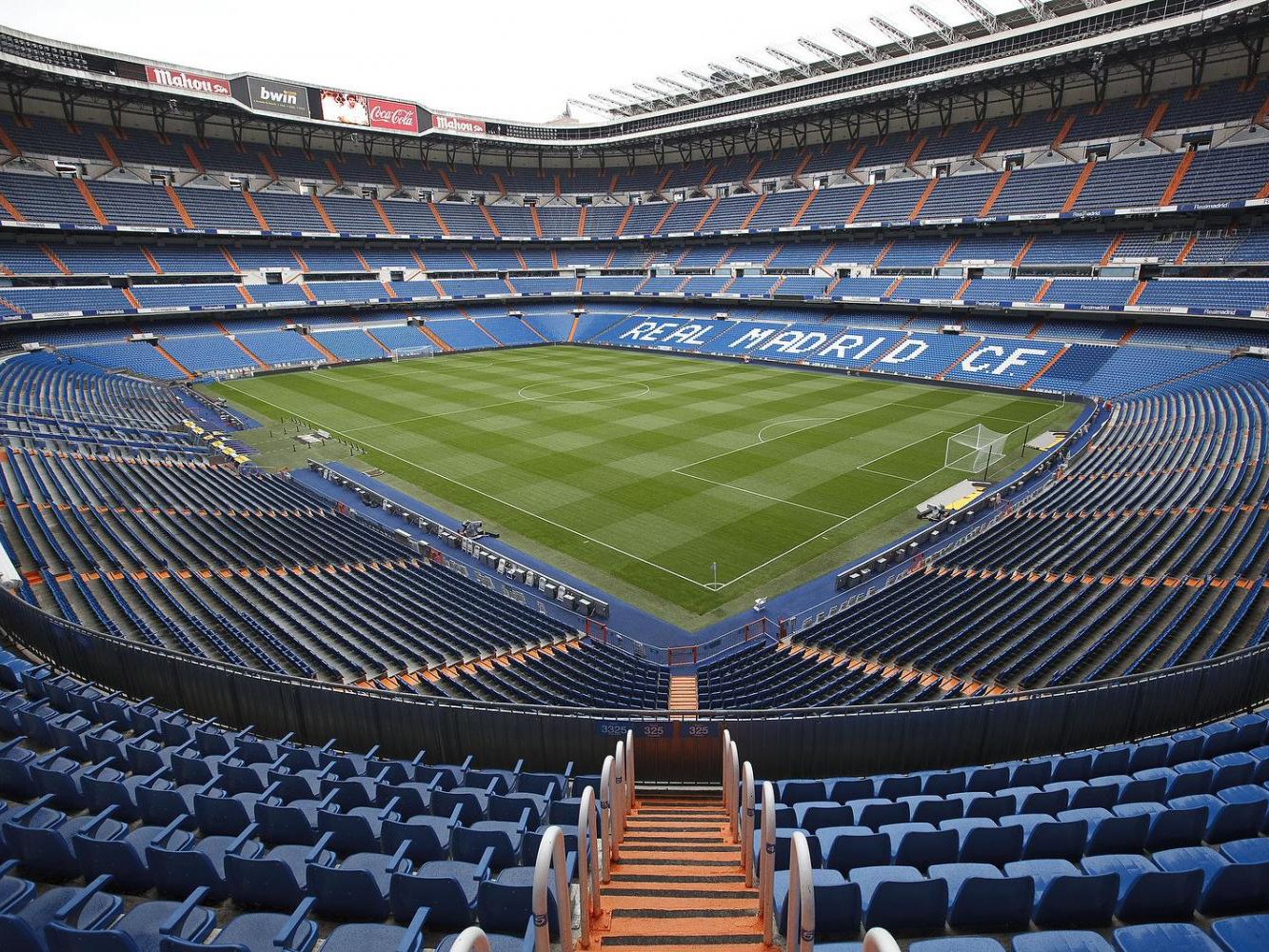 real madrid stadium tour july