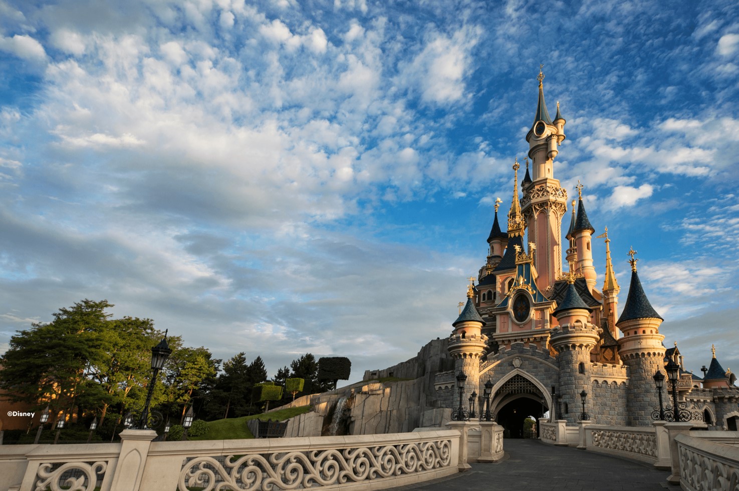 Disneyland, castle, Christmas, Walt Disney, Paris, France, Marne la Vale,  neon illumination, HD wallpaper