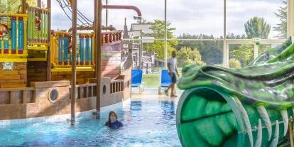 Explorers Hotel Marne-la-Vallée indoor pool
