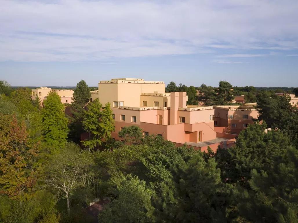 Disney's Hotel Santa Fe Disney's Hotel Santa Fe