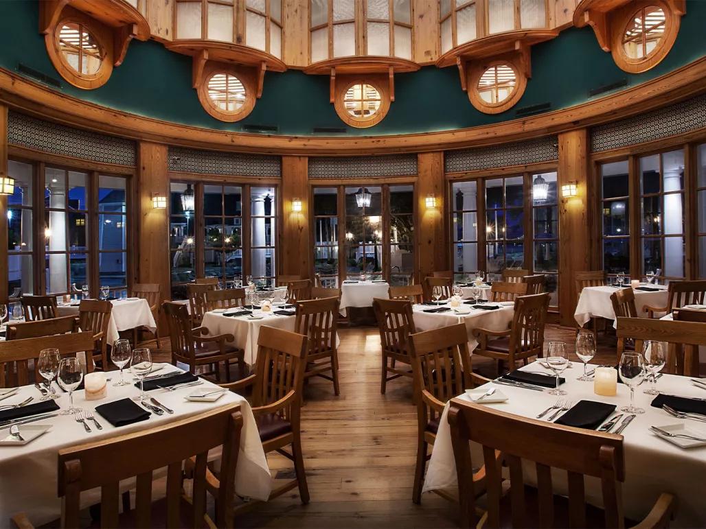 Yacht Club