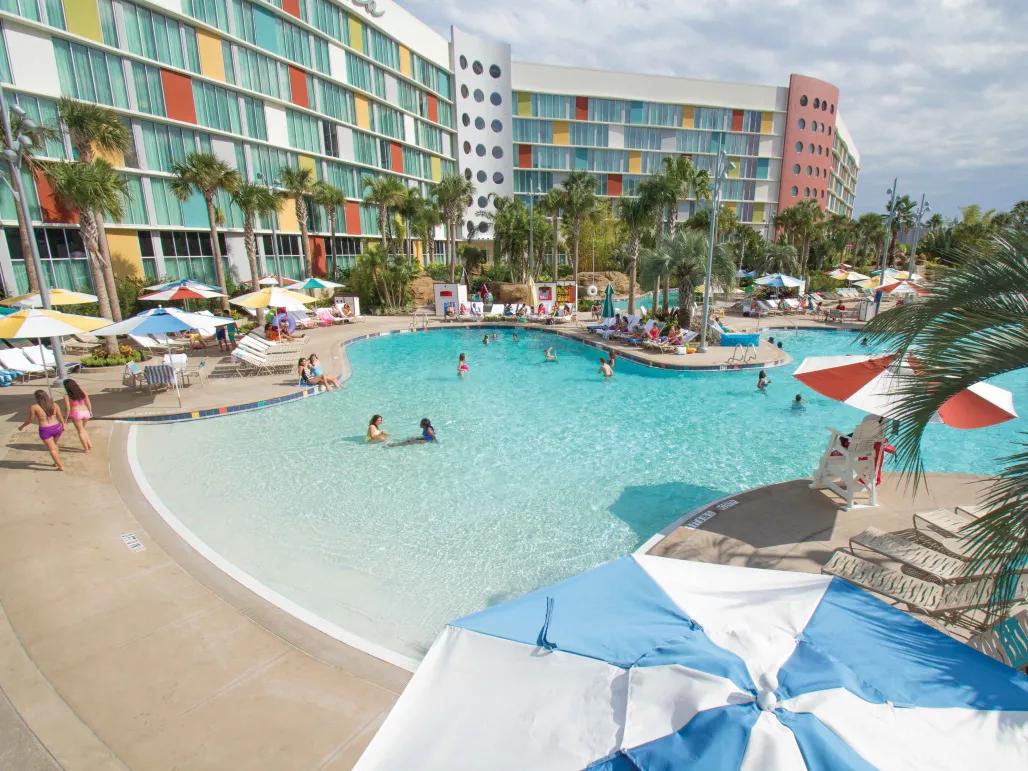 theme park bus stop walkway cabana bay universal orlando-2