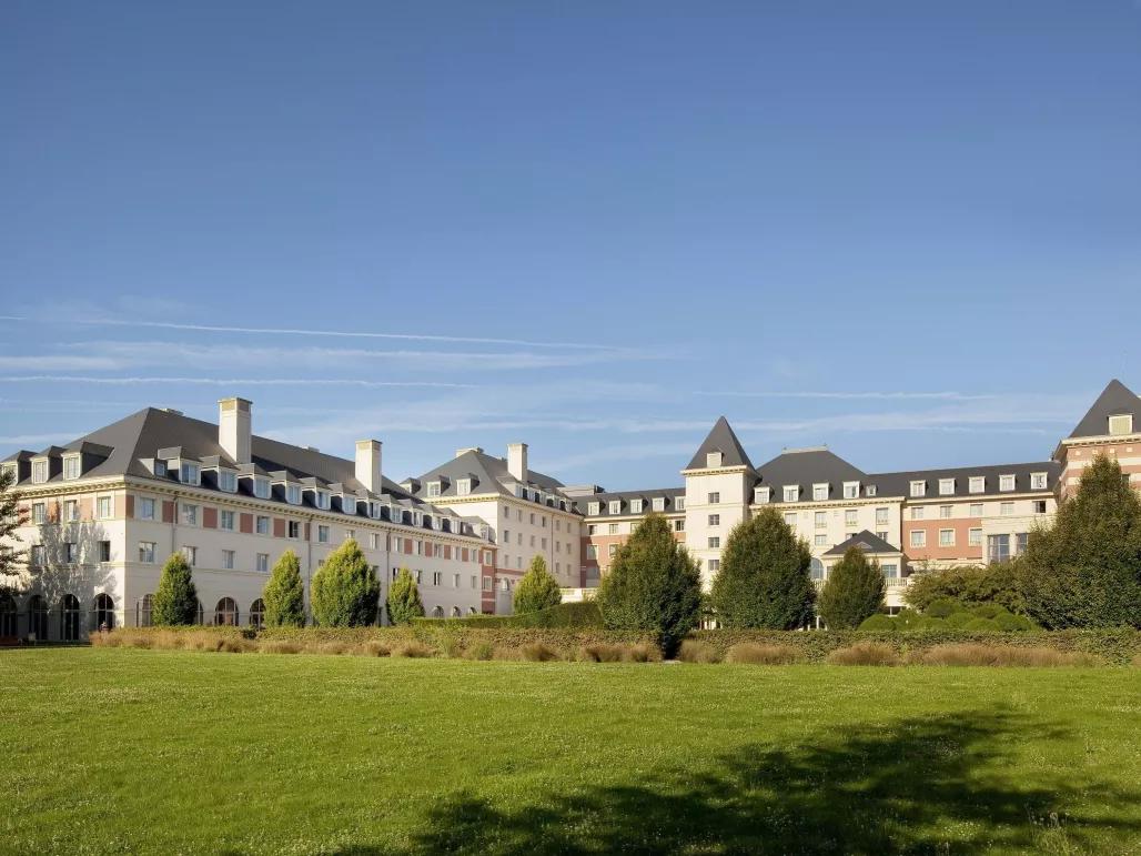 Exterior and gardens of Dream Castle Hotel