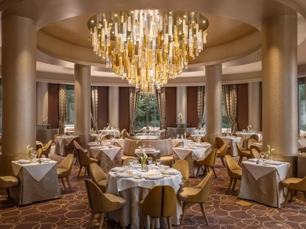 Manhattan_Restaurant_Disneyland_Paris_Hotel_New_York
