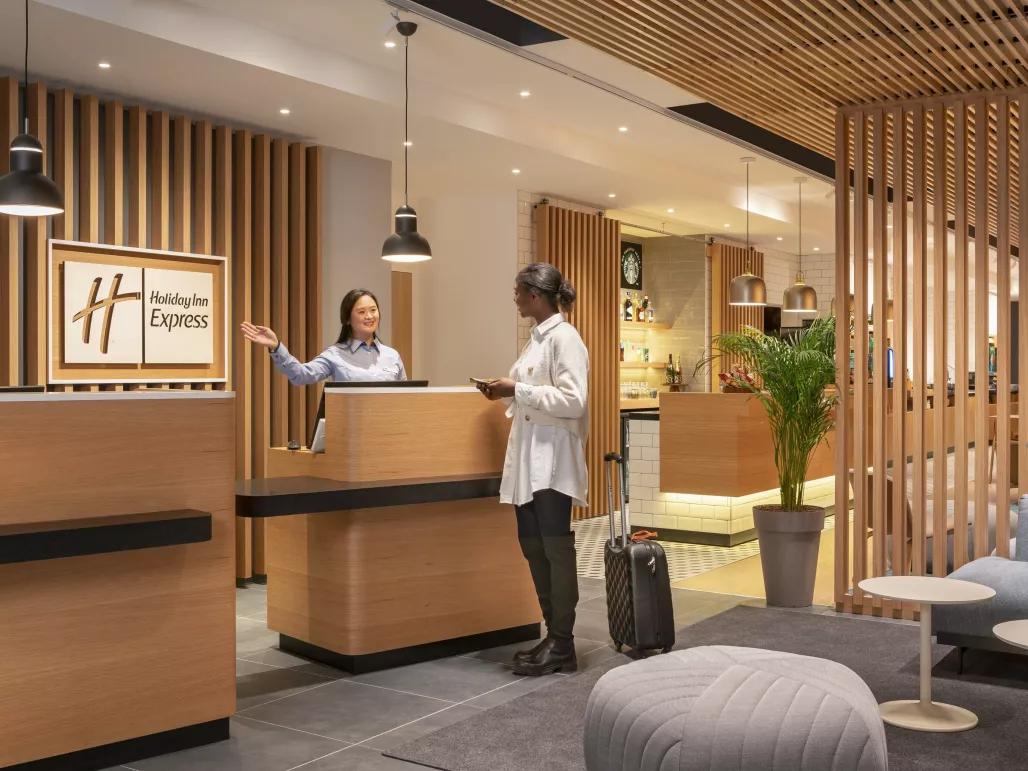 Holiday Inn Express Marne la Vallee Lobby