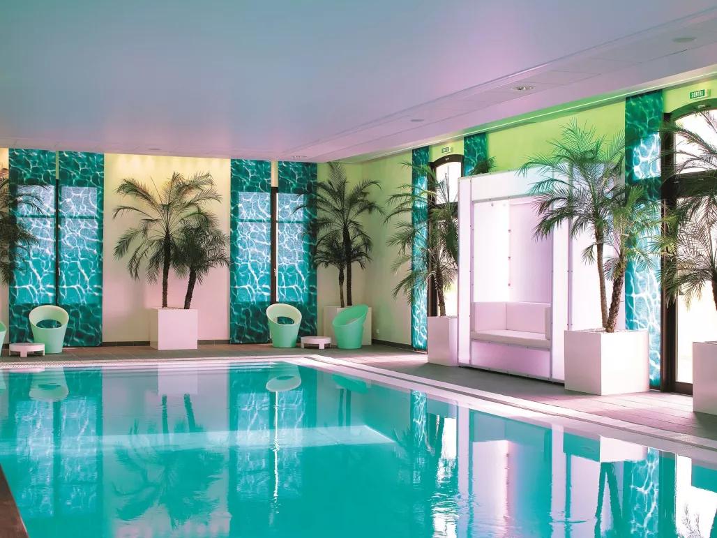 Radisson Blu Hotel Pool