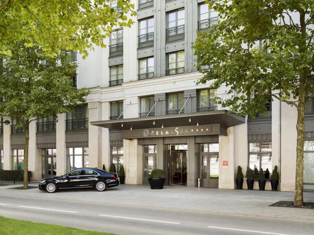 Relais Spa Val d'Europe main entrance
