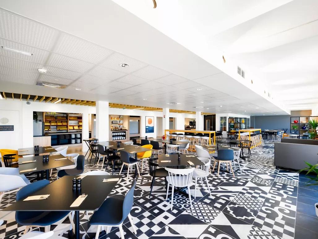 Staycity Aparthotel Bar