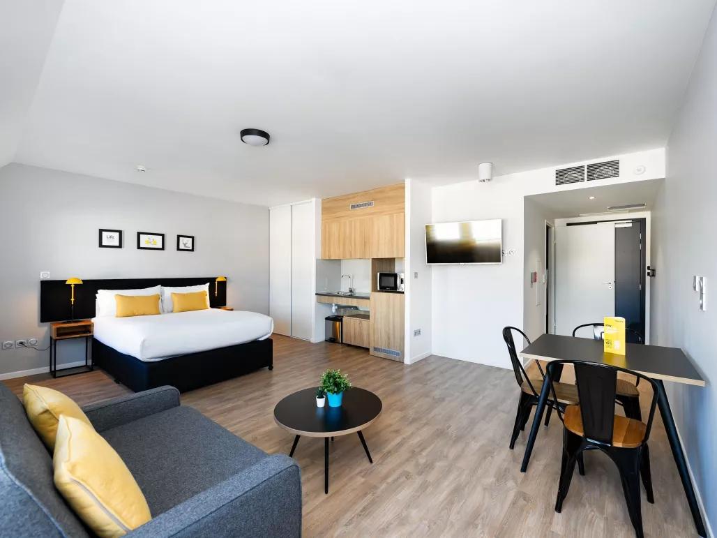 Staycity Aparthotel Room