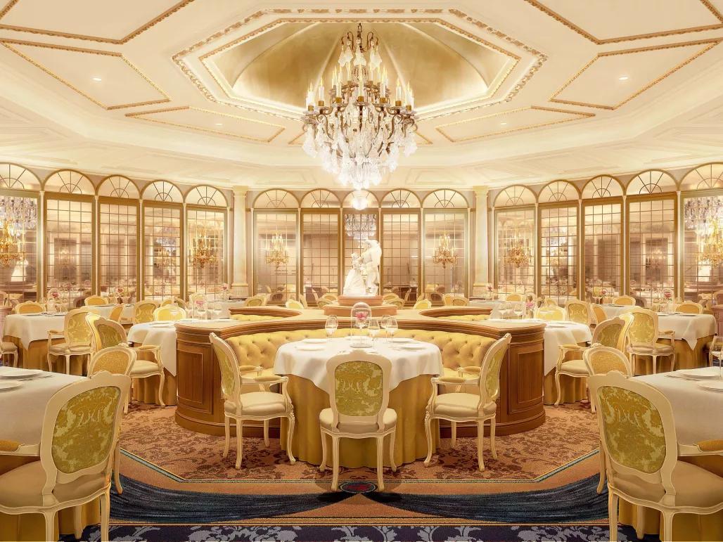 La Table de Lumière Restaurant at the Disneyland Hotel in Paris