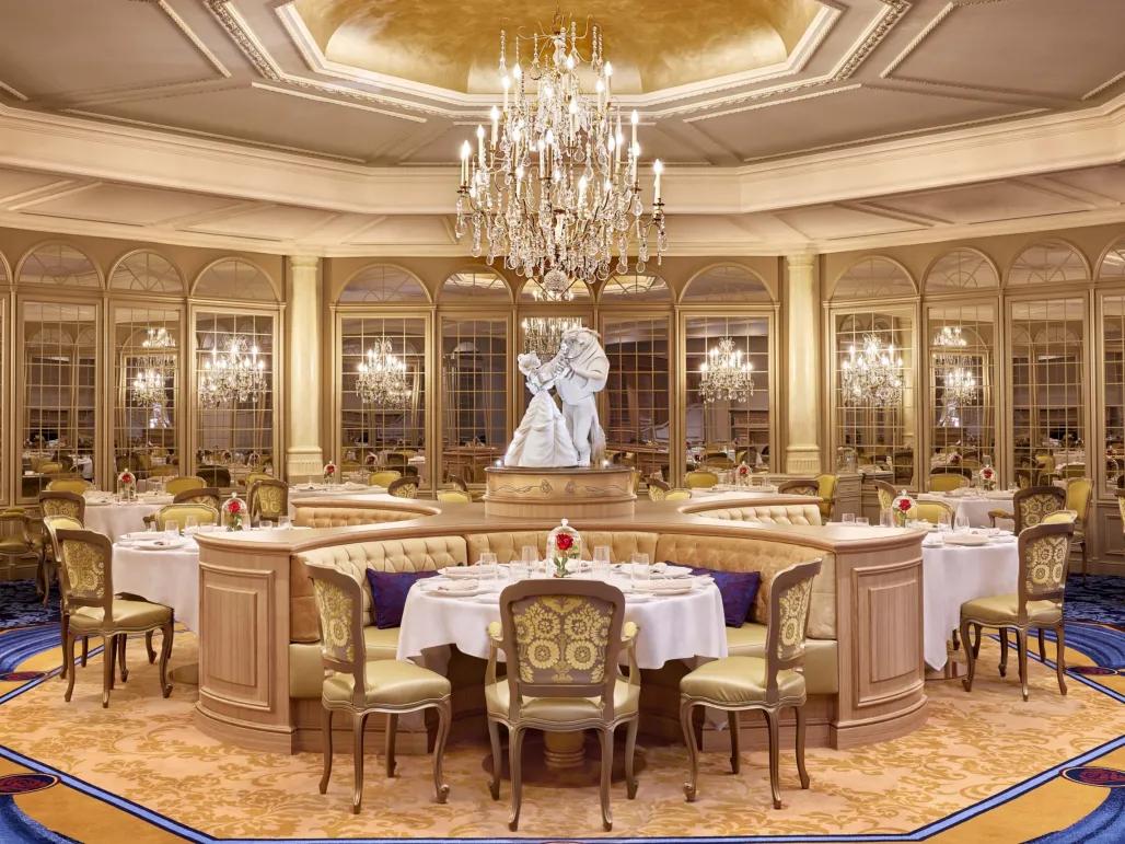 La Table Lumiere Disneyland Hotel