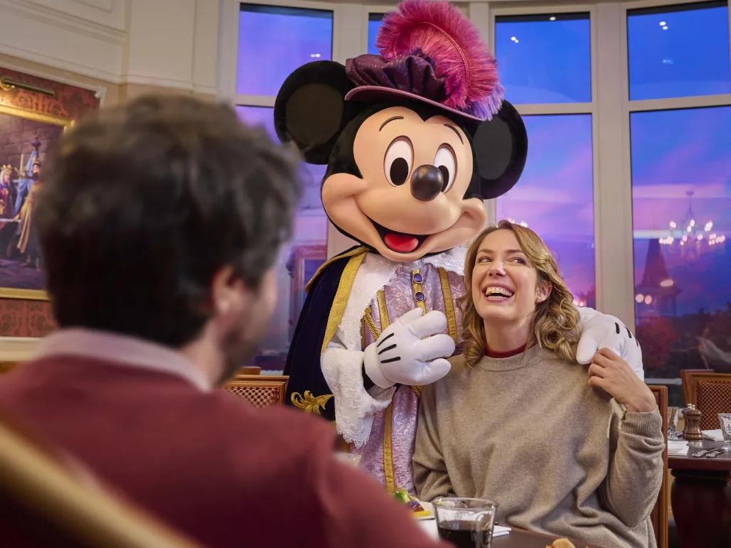 Mickey & Minnie Royal Banquet Disneyland Hotel 