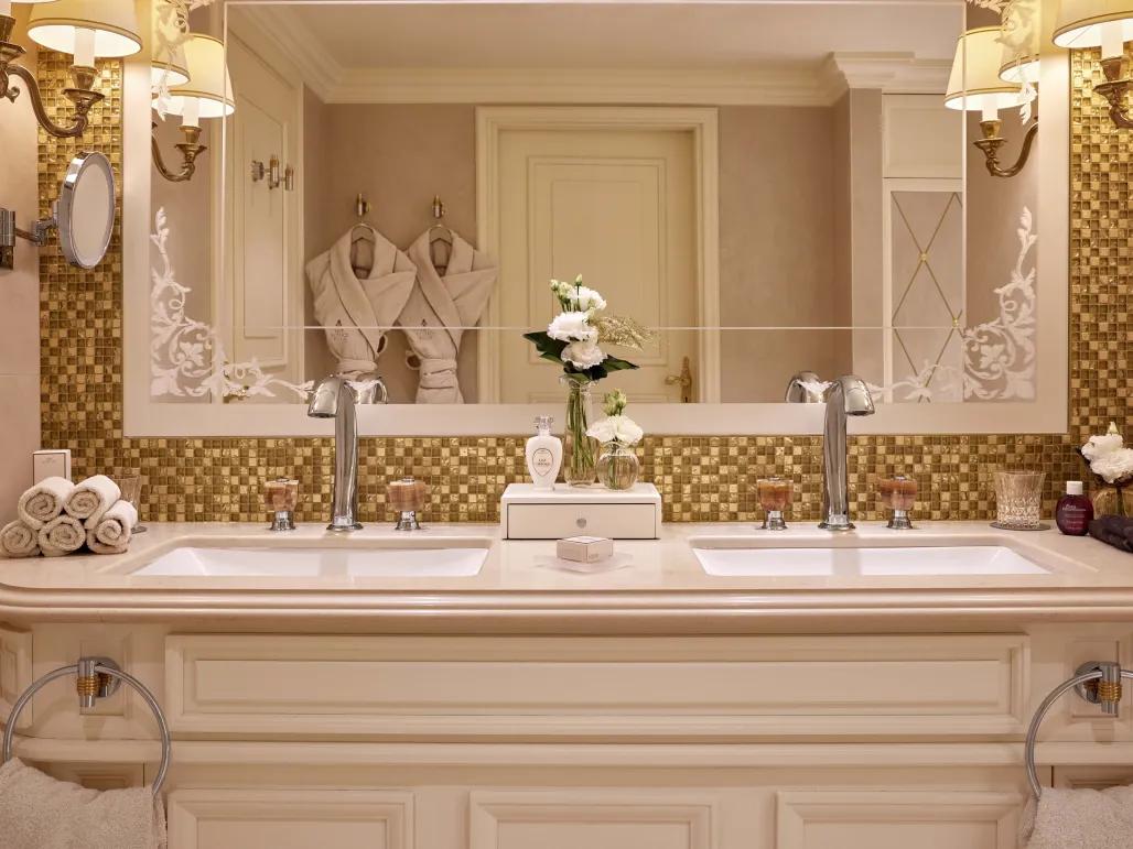 Princely Suite at Disneyland Hotel 