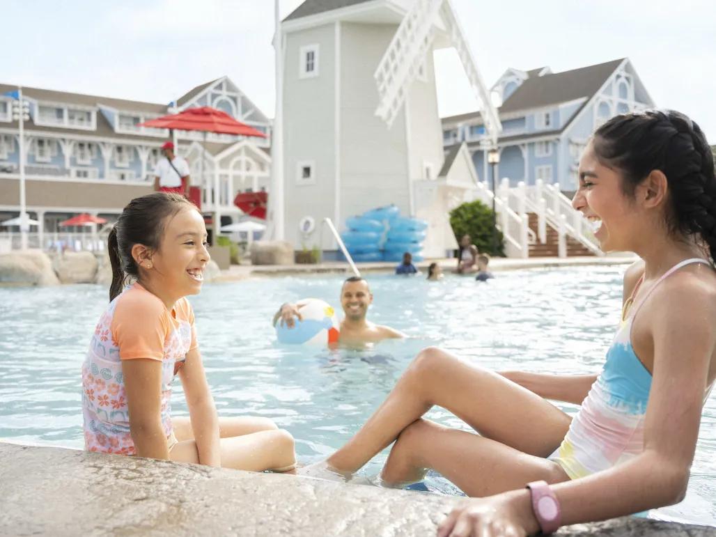 Yacht Club Pool Yacht Club Pool