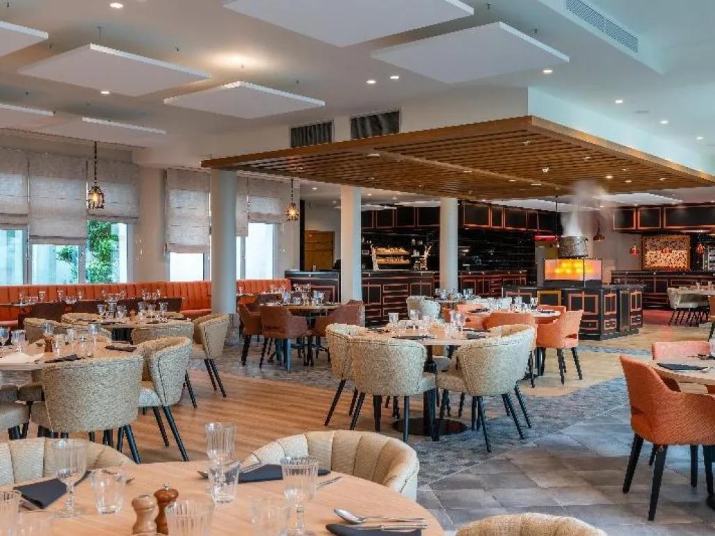 Dream Castle Hotel Lounge Area