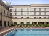 Aparthotel Adagio Serris Val d'Europe exterior and outdoor pool