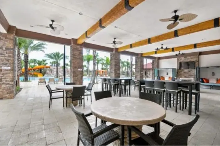 Solterra (174) Restaurant onsite in Davenport