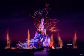 Disneyland Paris lit up at night