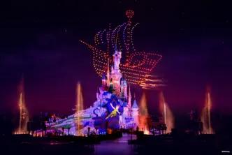 Disneyland Paris lit up at night