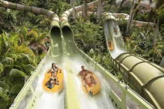 A family riding Saifa at Siam Park