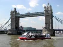 River Thames Sightseeing Cruise - River Red Rover Hopper Ticket River Thames Sightseeing Cruise - River Red Rover Hopper Ticket