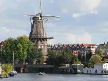 Amsterdam Guided City Tour & Keukenhof Amsterdam Guided City Tour & Keukenhof