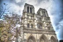 Guided City Tour and Notre-Dame Cathedral Area Guided City Tour and Notre-Dame Cathedral Area