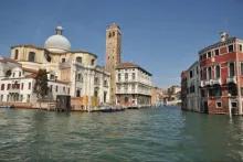 Small Group Grand Canal Boat Tour Small Group Grand Canal Boat Tour