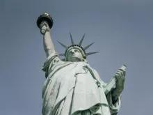 Fully-Guided-Statue-of-Liberty-Tour-with-Ellis-Island Fully-Guided-Statue-of-Liberty-Tour-with-Ellis-Island