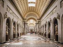 stunning-archway-in-museum