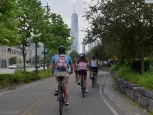 behind-view-of-bikes