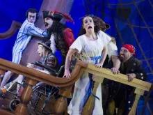 cast-on-stage
