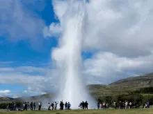 geysir-at-golden-circle