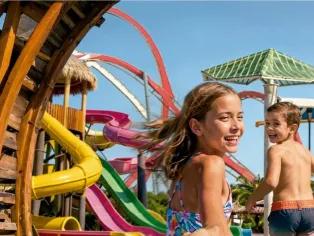 PortAventura Caribe Hero