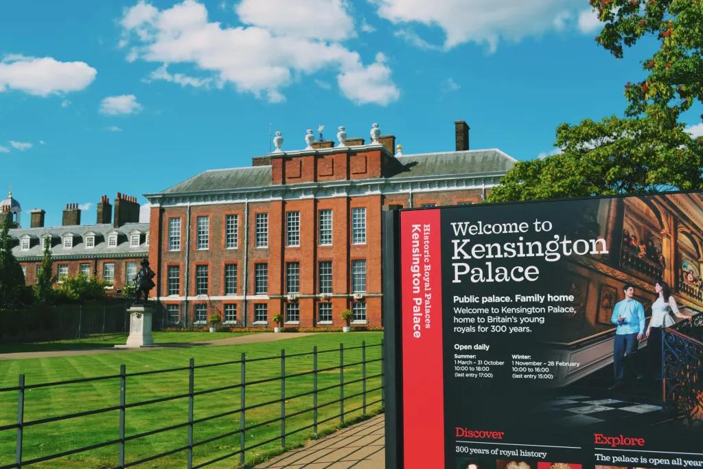 Kensington Palace Kensington Palace on a sunny day