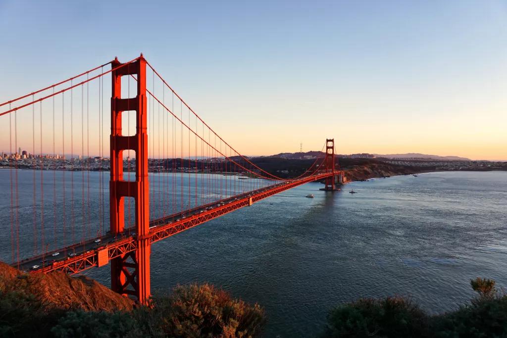 Golden Gate Bridge The Golden Gate Bridge at sunset