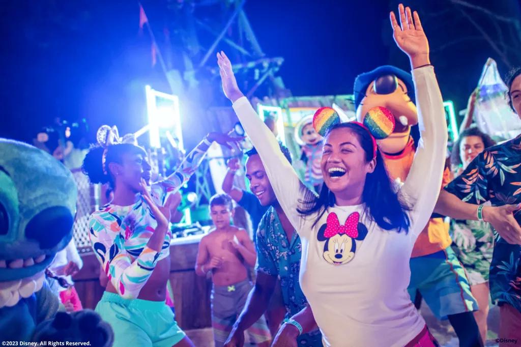 Gäste bei Disney H2O Glow Nights Gäste bei Disney H2O Glow Nights