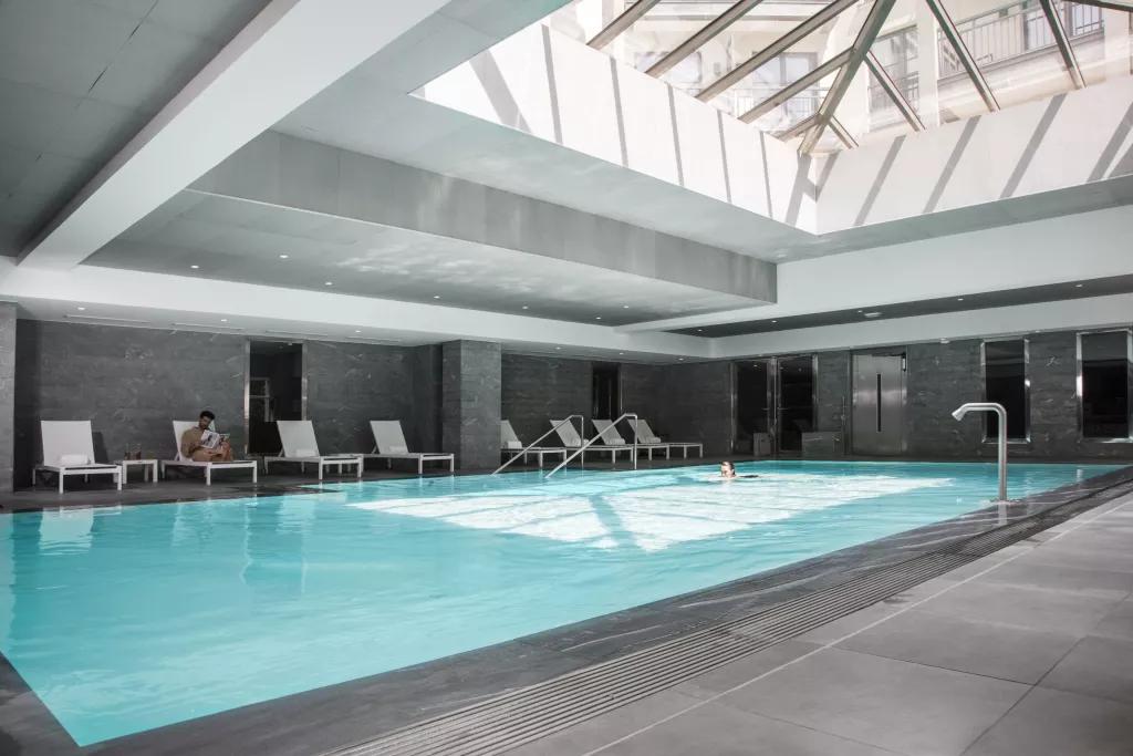 Relaias Spa Chessy Val d'Europe Pool Relaias Spa Chessy Val d'Europe Pool