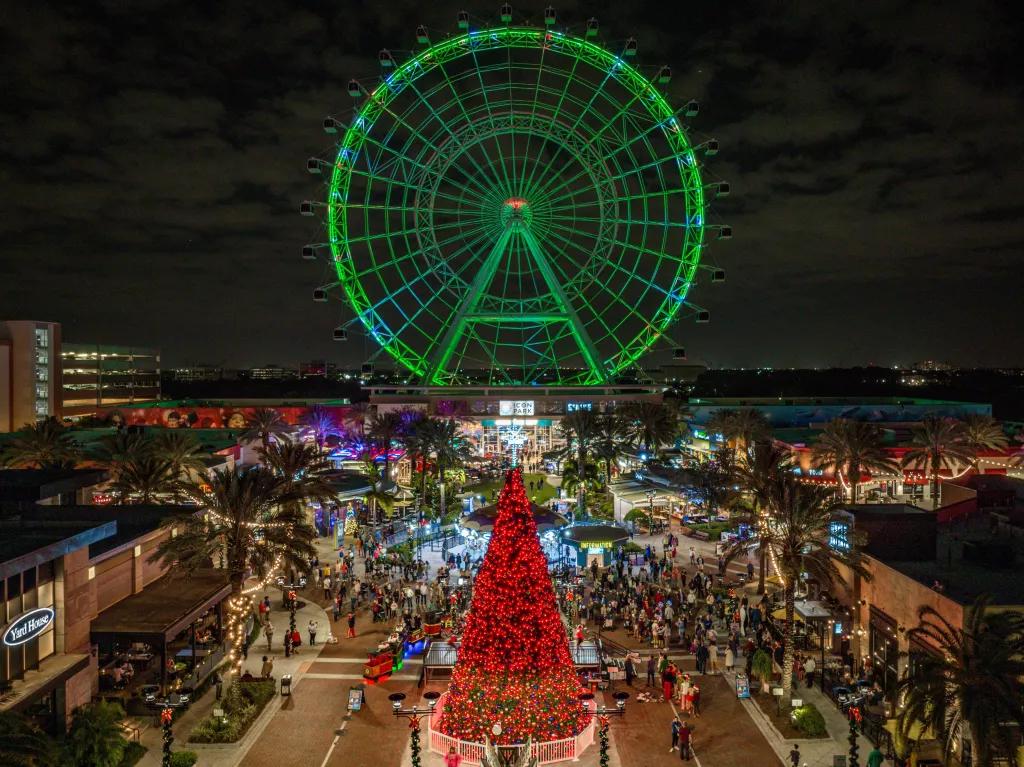 Icon Park at Christmas The wheel at Icon Park with a Christmas tree