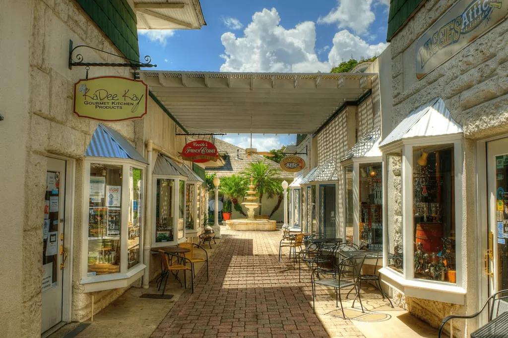 Shopping in Mount Dora A quiet street lined with boutique shops and restaurants