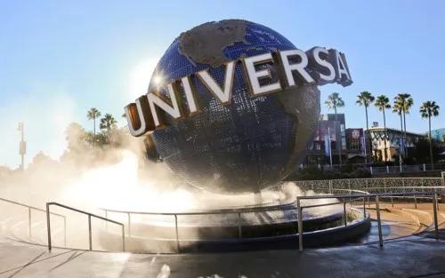 universal-globe