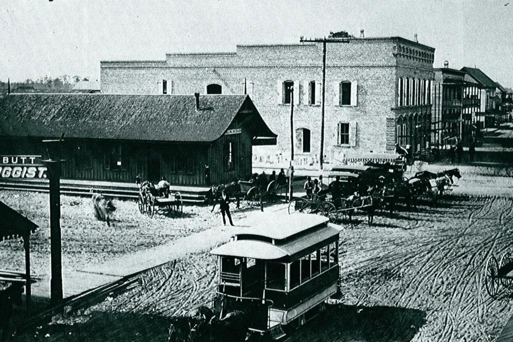 Church Street 1890 Old street with dirt tracks and horses pulling carriages along.