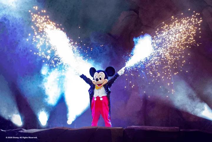 Mickey Mouse in Fantasmic!
