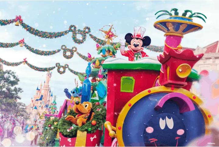 A winter-themed parade at Disneyland Paris