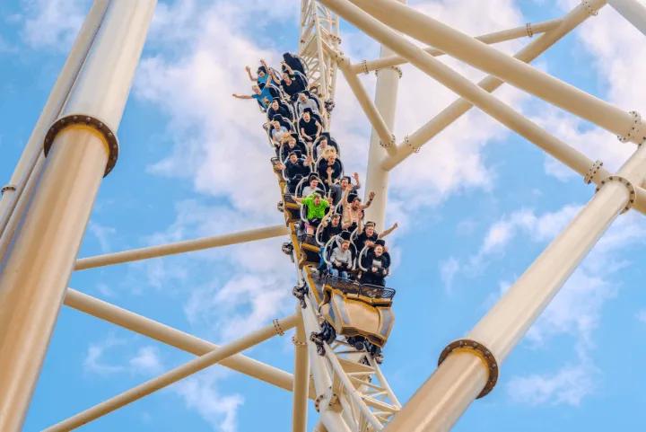 Riders on a steep drop of the Hyperia roller coaster at Thorpe Park