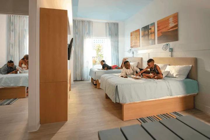 2 bedroom suite at Endless Summer Resort Dockside